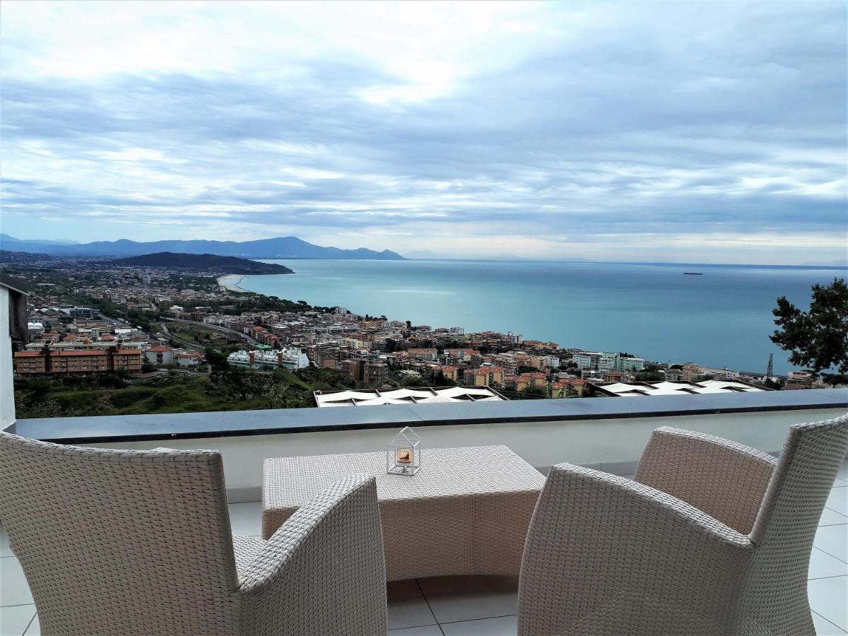 Villa Treglia B&B フォルミア エクステリア 写真